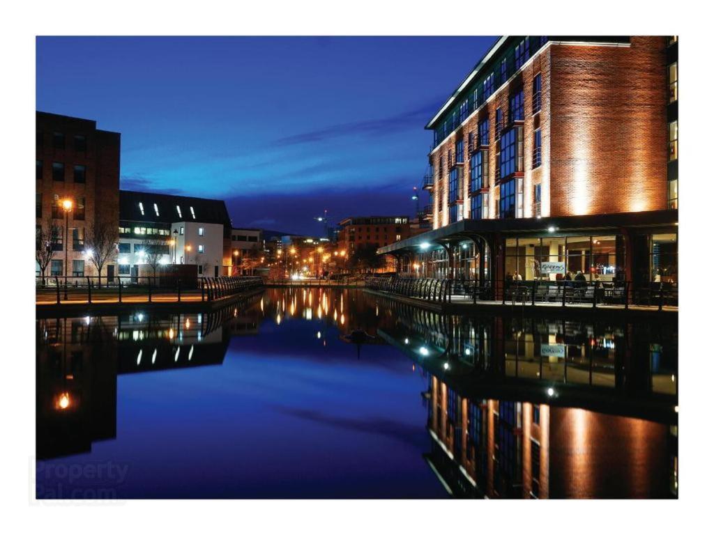 Aqua Dream Luxury Apartment-Coyles Place At Portland 88 Belfast Buitenkant foto